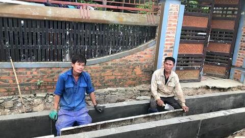 Hai công nhân cứu bé trai bị đuối nước trên kênh thủy lợi