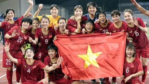 Công ty Cổ phần Quốc tế Bảo Hưng thưởng đội tuyển bóng đá nữ Việt Nam 300 triệu đồng