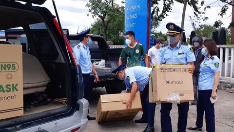 Xử phạt công ty kinh doanh bộ test nhanh Covid-19 chưa thực hiện thủ tục công bố đủ điều kiện mua bán