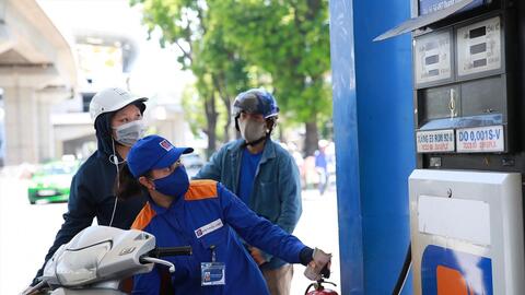 Giá xăng dầu thế giới tiếp đà tăng, giá xăng trong nước ảnh hưởng mạnh