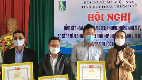 Nhiều dự án hỗ trợ người mù được triển khai