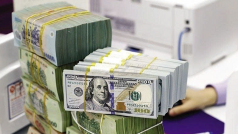 Tỷ giá USD hôm nay 19/6/2026: USD tăng mạnh, lập đỉnh 1 năm