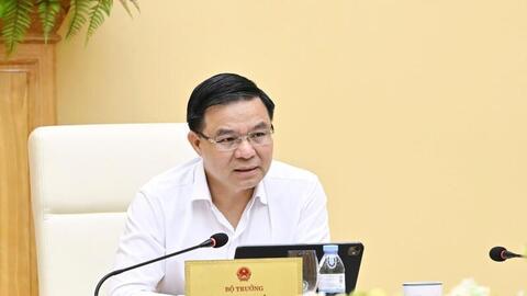 Bộ trưởng Lê Mạnh Hùng làm Phó trưởng Ban Chỉ đạo Trung ương về an toàn thực phẩm