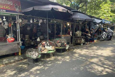 Hà Nội đồng loạt ra quân, giải tỏa vi phạm lấn chiếm vỉa hè