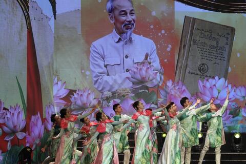 Niềm tin vững chắc vào tương lai tươi sáng của đất nước