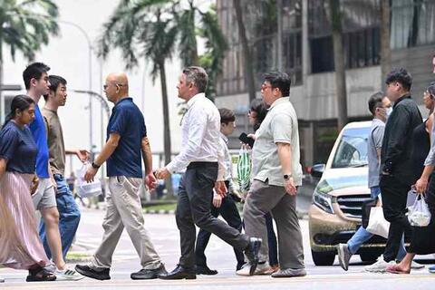 Singapore nâng ngưỡng lương cho lao động nước ngoài từ năm 2027