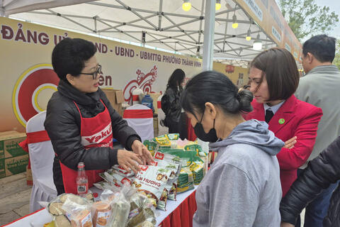 Ấn tượng những phiên chợ nhỏ, sức lan tỏa lớn ở Nghệ An