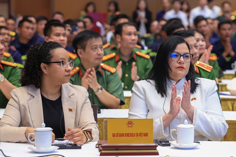 Đại diện Đại sứ quán Venezuela dự buổi lễ - Ảnh: VGP/Nhật Bắc