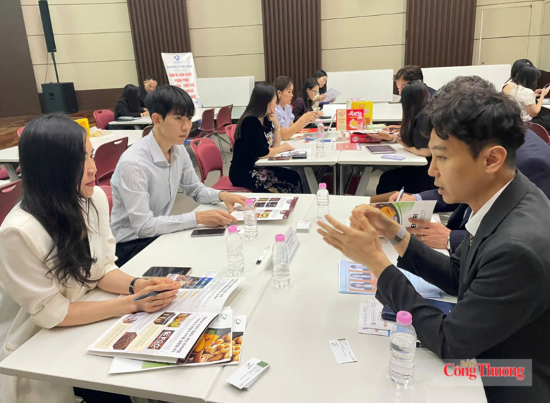 Hình ảnh giao thương kết nối B2B giữa doanh nghiệp hai nước. Ảnh: Cục XTTM
