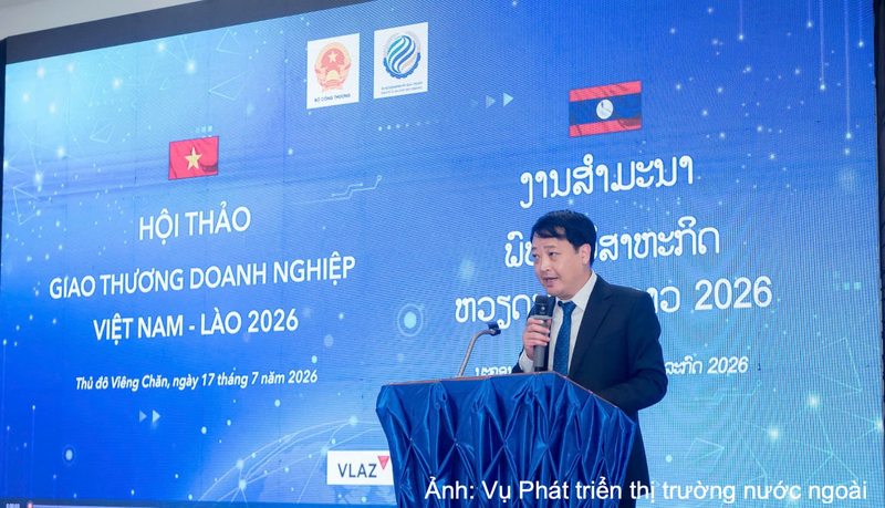 Ông Bùi Quang Hưng, Phó Cục trưởng Cục Xúc tiến thương mại phát biểu tại Hội thảo