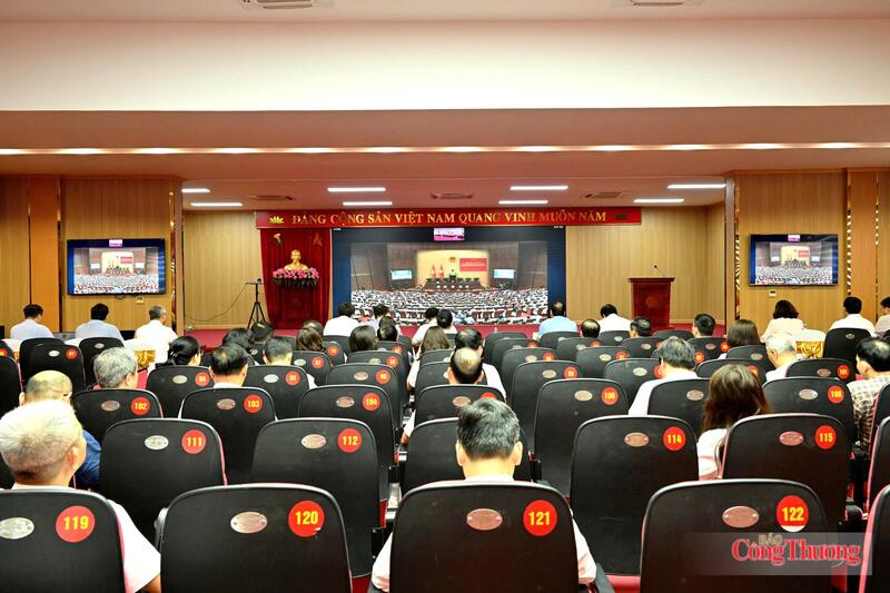 Toàn cảnh hội nghị quán triệt các nghị quyết, chủ trương của Đảng tại điểm cầu Bộ Công Thương trong năm 2026. Ảnh: Cấn Dũng