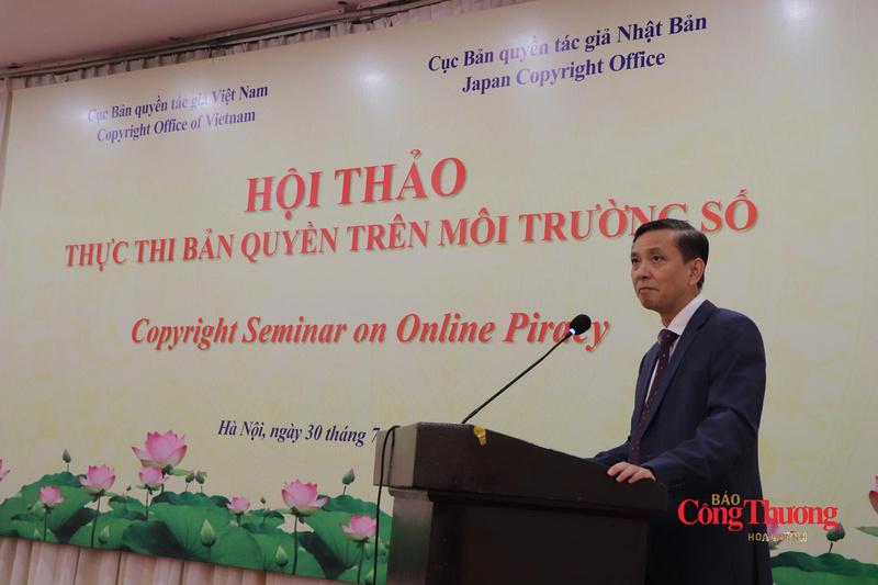 Cục trưởng Cục Bản quyền tác giả Việt Nam Trần Hoàng phát biểu tại hội thảo.