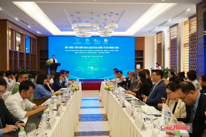 Tọa đàm “Kết nối xuyên biên giới và tạo thuận lợi thương mại - Động lực phát triển Hành lang kinh tế Ấn Độ Dương - Thái Bình Dương”.
