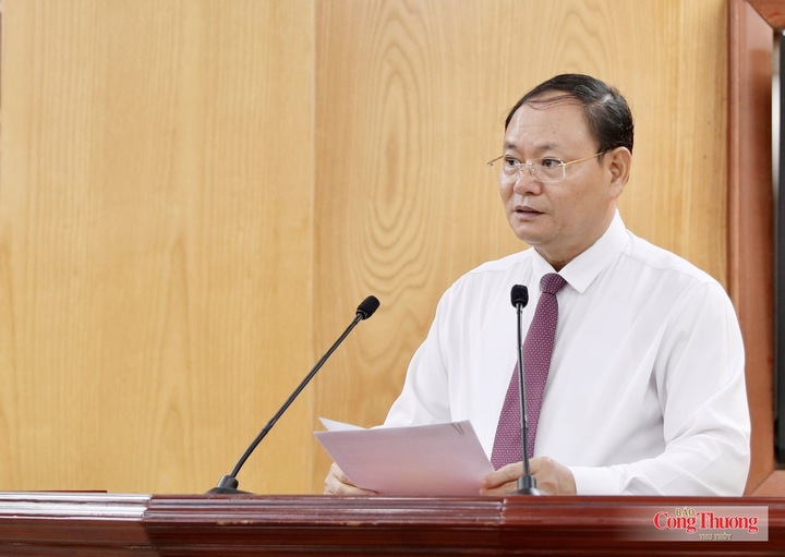 Bí thư Tỉnh ủy Lai Châu Lê Minh Ngân phát biểu chỉ đạo tại hội nghị.