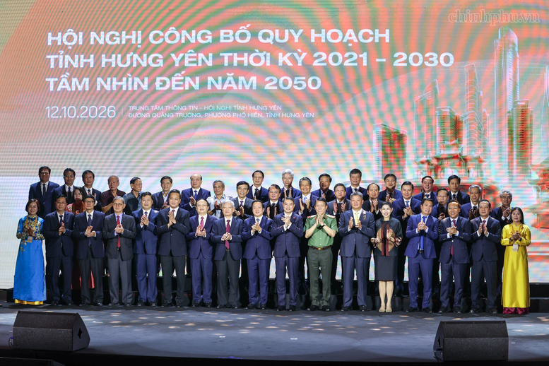 Thủ tướng: Hưng Yên cần quyết tâm cao nhất để sớm trở thành thành phố trực thuộc Trung ương trước năm 2030 - 9