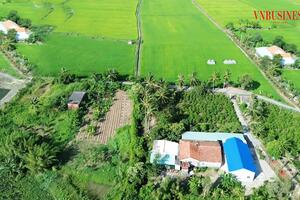 Cầm tiền tỷ Nam tiến ‘săn’ đất vườn