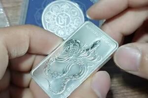 Giá bạc hôm nay 28/8/2025: Bạc nối đà giảm