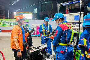 Giá xăng dầu hôm nay 28/10/2025: Đảo chiều tăng nhẹ