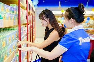 Kinh doanh trong nước và nước ngoài cùng tăng trưởng đưa “ông lớn ngành sữa” đạt đỉnh doanh thu mới trong quý 3