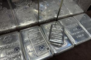 Giá bạc hôm nay 6/11/2025: Bạc nối đà tăng