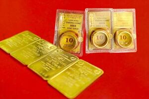 Vàng miếng giảm tới 1,3 triệu đồng, về dưới 154 triệu đồng/lượng