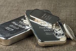 Giá bạc hôm nay 23/1/2026: Đồng loạt giảm