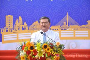 Cần Thơ: Khai mạc 'Sắc xuân miệt vườn' và Công viên sách xuân Bính Ngọ