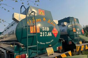 Công an TP Hồ Chí Minh triệt phá đường dây sản xuất xăng giả