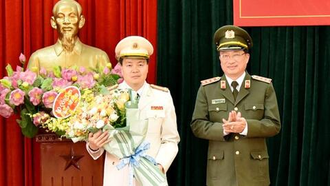 Công bố quyết định bổ nhiệm lãnh đạo Công an 4 tỉnh