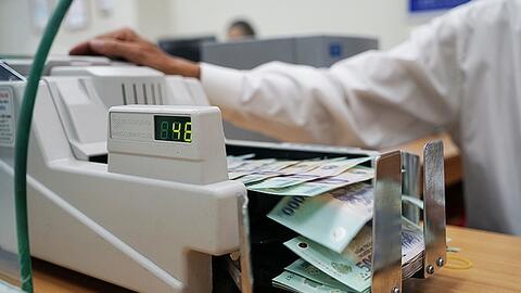 Giám sát việc thực hiện các cam kết giảm lãi suất cho doanh nghiệp
