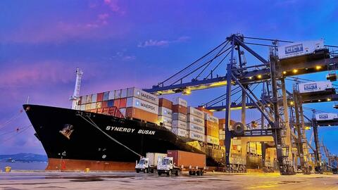 Quảng Ninh: Tàu container của hãng tàu lớn nhất thế giới liên tiếp cập cảng Cái Lân