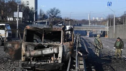 Ukraine đóng cửa biên giới, lập đội quân công nghệ thông tin tấn công Nga