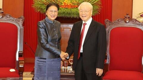 Tổng Bí thư Nguyễn Phú Trọng tiếp Phó Chủ tịch nước Lào Pany Yathotou