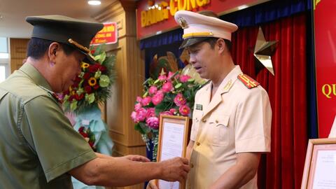 Công an Bình Dương điều động, bổ nhiệm nhiều cán bộ chủ chốt