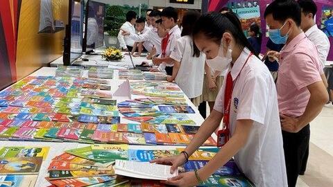 Hà Nội phê duyệt 39 sách giáo khoa lớp 5