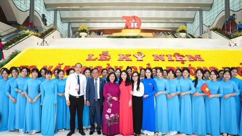 Tình nguyện hân hoan phục vụ Lễ kỷ niệm Giải phóng Thủ đô