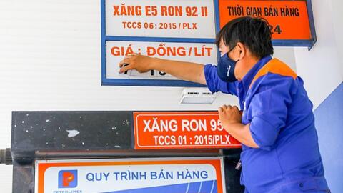 Giá xăng dầu giảm mạnh, có loại giảm hơn 1.200 đồng/lít