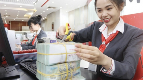 Hơn 33.000 tỷ đồng vốn chảy vào ngân hàng, CAR sẽ bứt phá;?