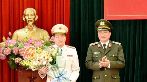Công bố quyết định bổ nhiệm lãnh đạo Công an 4 tỉnh