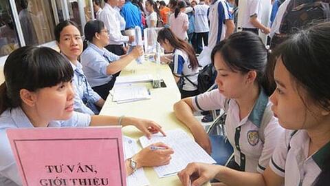 Cầu nối "gặp gỡ' cung, cầu việc làm cho thanh niên