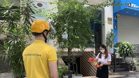 Nối liền cung cầu hàng hóa cho người dân Thủ đô trong "bão" dịch