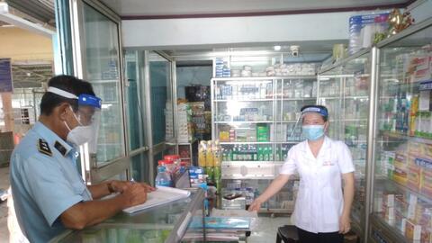Tiền Giang: Phát hiện 3 quầy thuốc tây không niêm yết giá