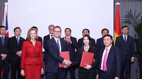 Alphanam Group hợp tác với InterContinental Hotels Group phát triển du lịch tại Việt Nam