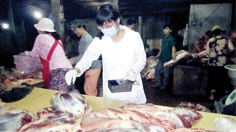 Đảm bảo an toàn gia súc, gia cầm dịp tết