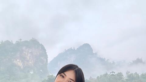 Hoa hậu Nông Thúy Hằng mang Tết sớm đến Hà Giang