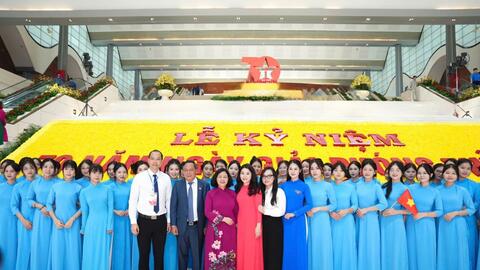 Tình nguyện hân hoan phục vụ Lễ kỷ niệm Giải phóng Thủ đô