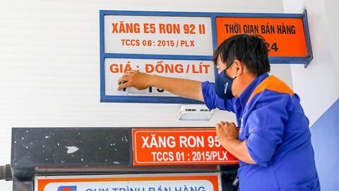 Giá xăng dầu giảm mạnh, có loại giảm hơn 1.200 đồng/lít