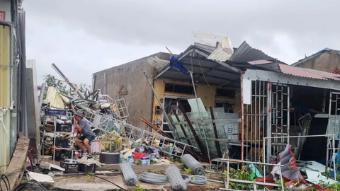 Thủ tướng chỉ đạo khẩn trương khắc phục hậu quả bão số 10, ổn định đời sống