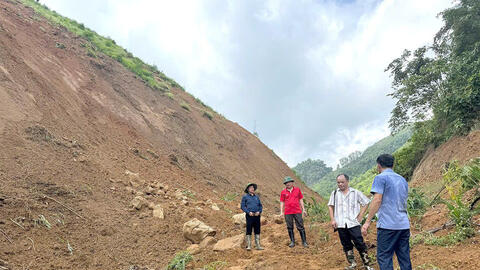 Các tỉnh miền núi phía bắc ứng phó khẩn cấp trước hoàn lưu bão số 11