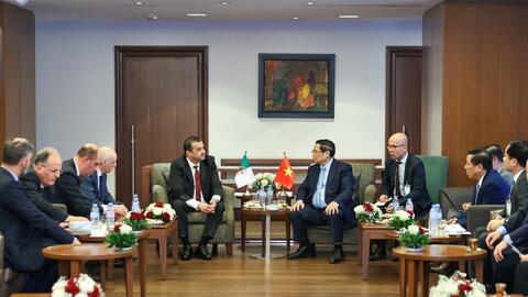 Việt Nam - Algeria đẩy mạnh hợp tác năng lượng mặt trời, điện gió